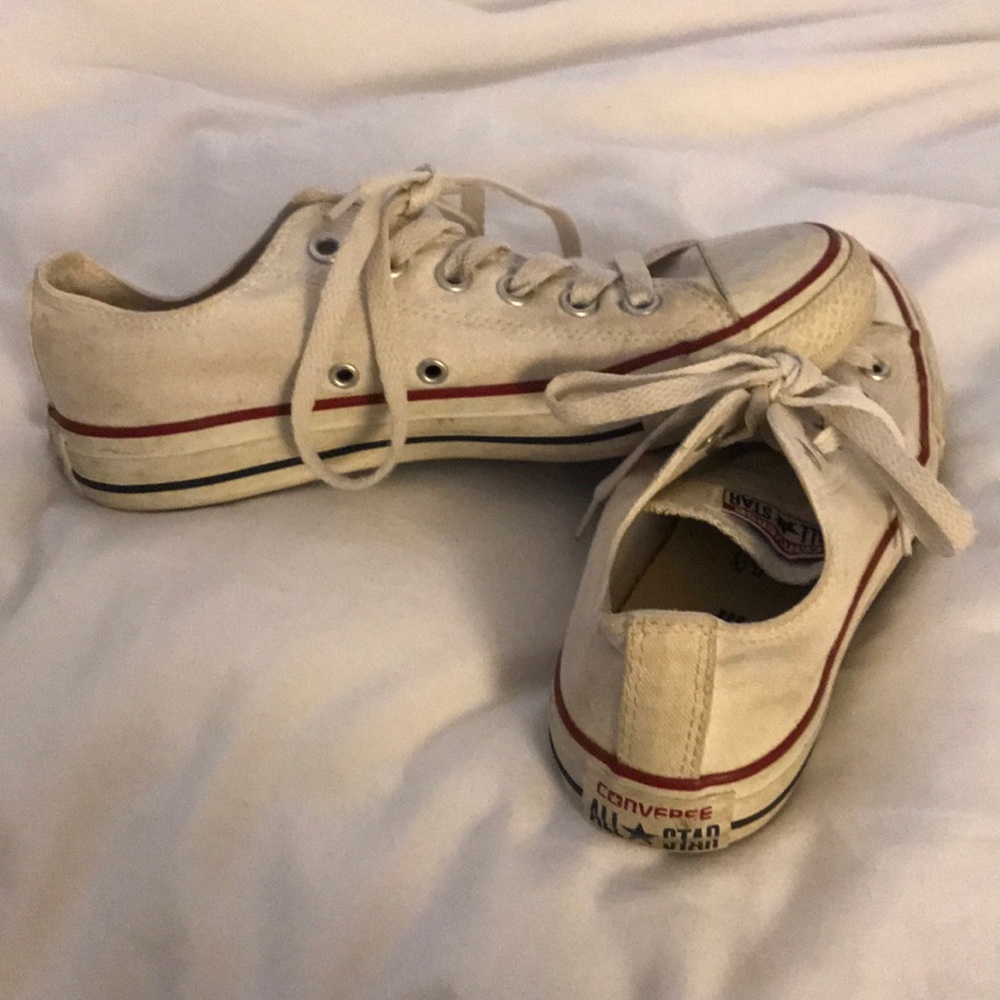 Converse - Picture 2 of 2